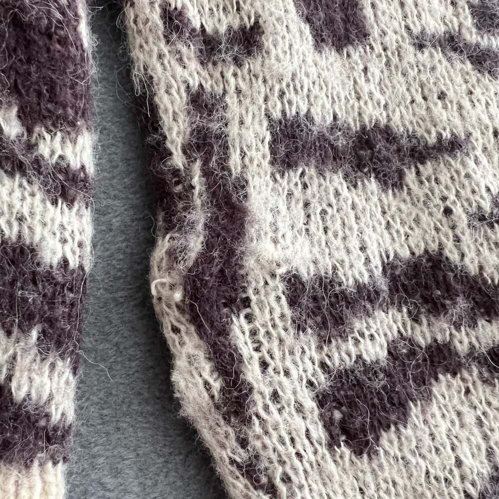 Madewell V-Neck Cardigan in Abstract Animal sz S Alpaca Blend - Picture 5 of 8